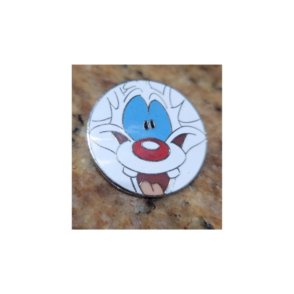 Collector Enamel Pink and the Brain Pin set - Picture 3 of 4